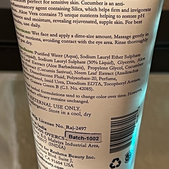 Reshma Face Wash CUCUMBER &
ALOE VERA soothing, hydrating, cooling properties. - Picture 4 of 9